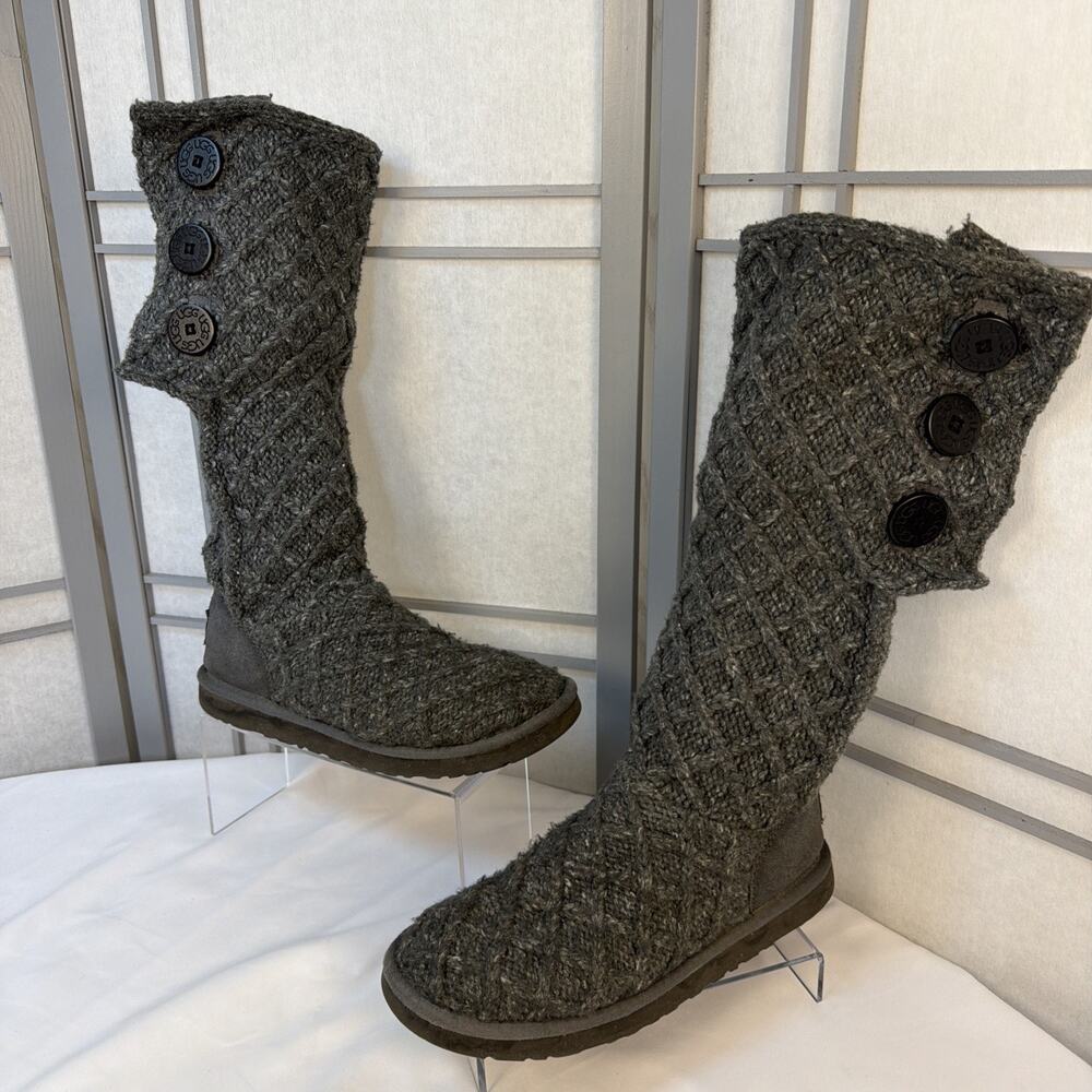 UGG Australia Lattice Cardy Women’s Size 8- Grey Knit Boots Tall &Fold Over